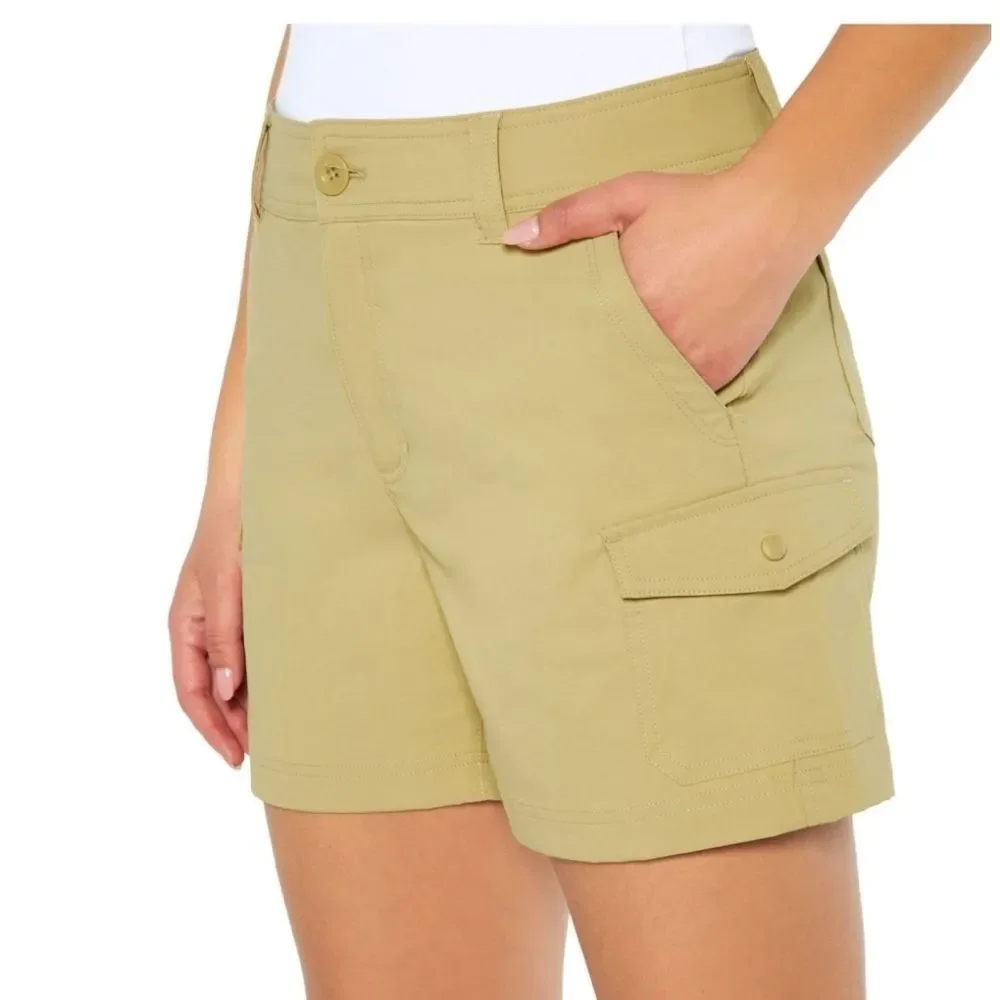 Eddie Bauer Beige Cargo pocket Shorts NWT